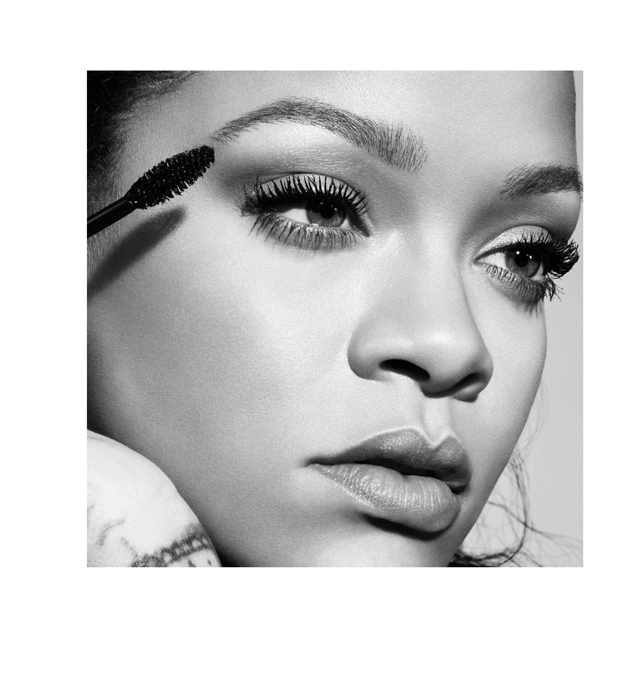 FENTY BEAUTY by Rihanna Full Frontal Volume, Lift & Curl Mascara
