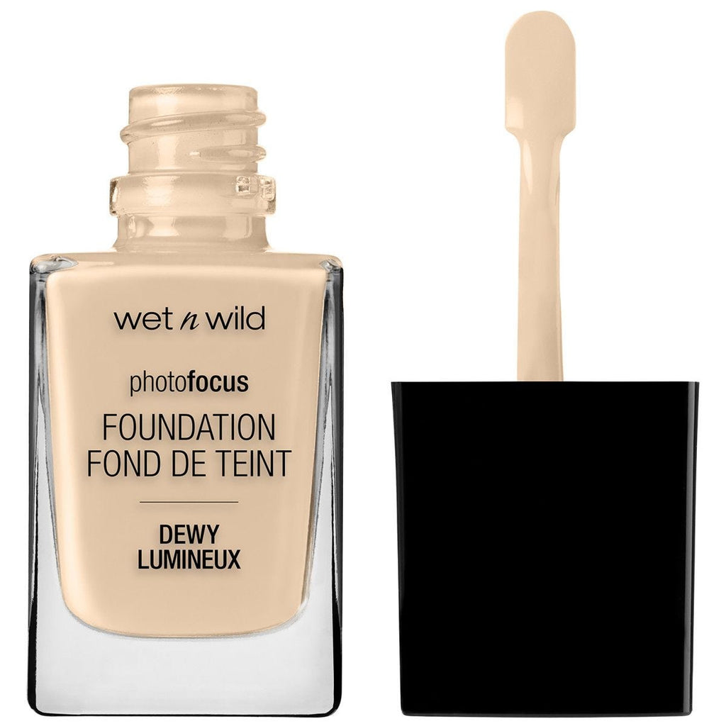 Wet N Wild Dewy Lumineux Foundation