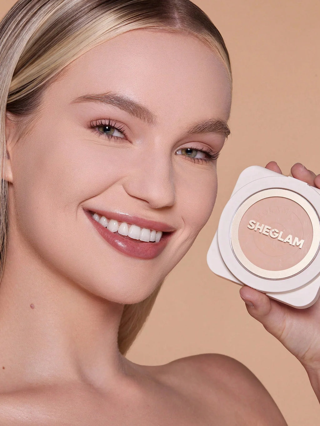 SHEGLAM BASE POLVO
