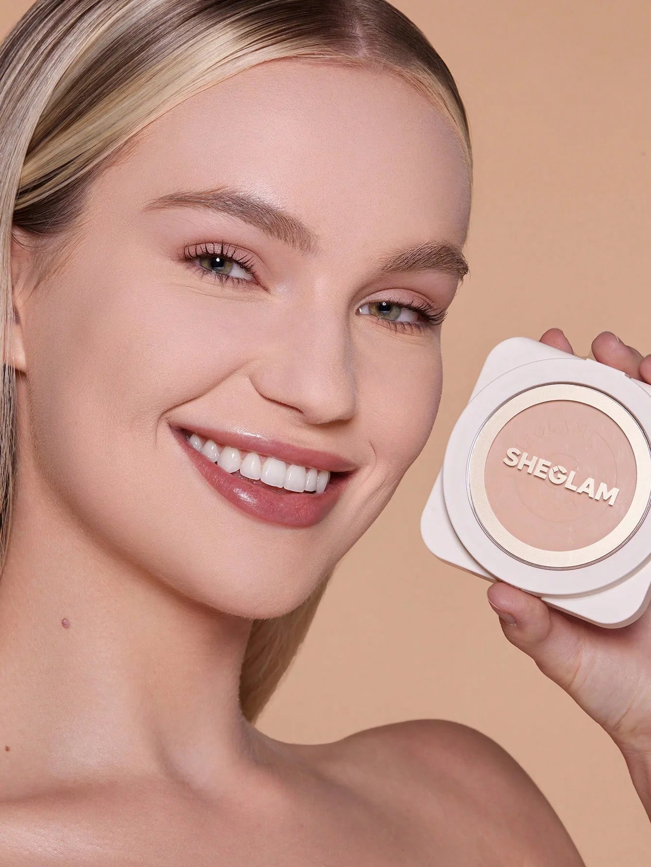 SHEGLAM BASE POLVO