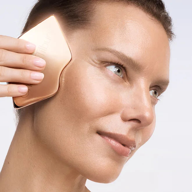 Charlotte Tilbury ROSE GOLD SCULPTING GUA SHA TOOL
