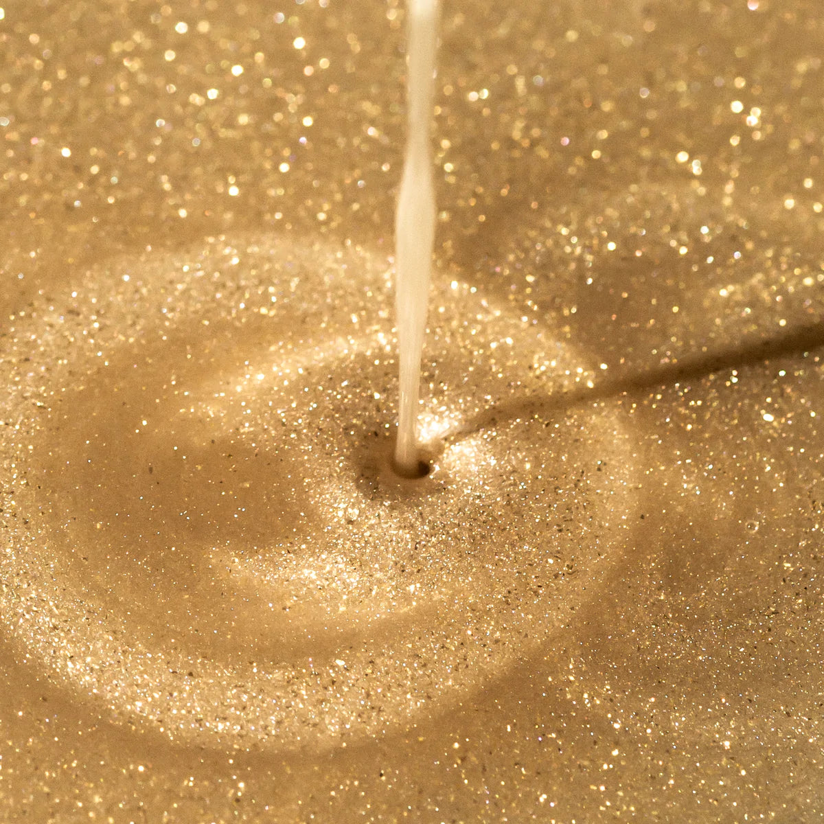 Summer Fridays Pool Time Glowing Body Oil
