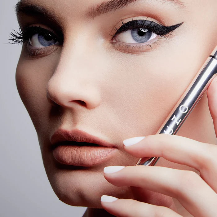 UZO Blaque Liquide Eyeliner