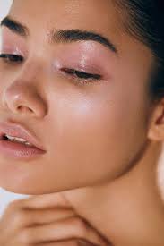 MILK MAKEUP  Holographic Stick