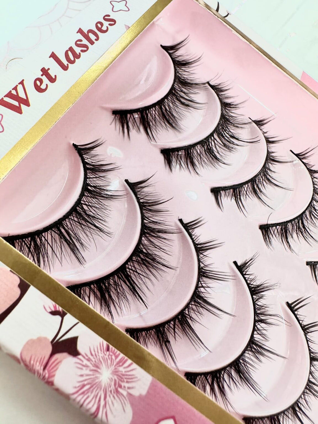 BRYKA Anime Wet Lashes x 10 Pares