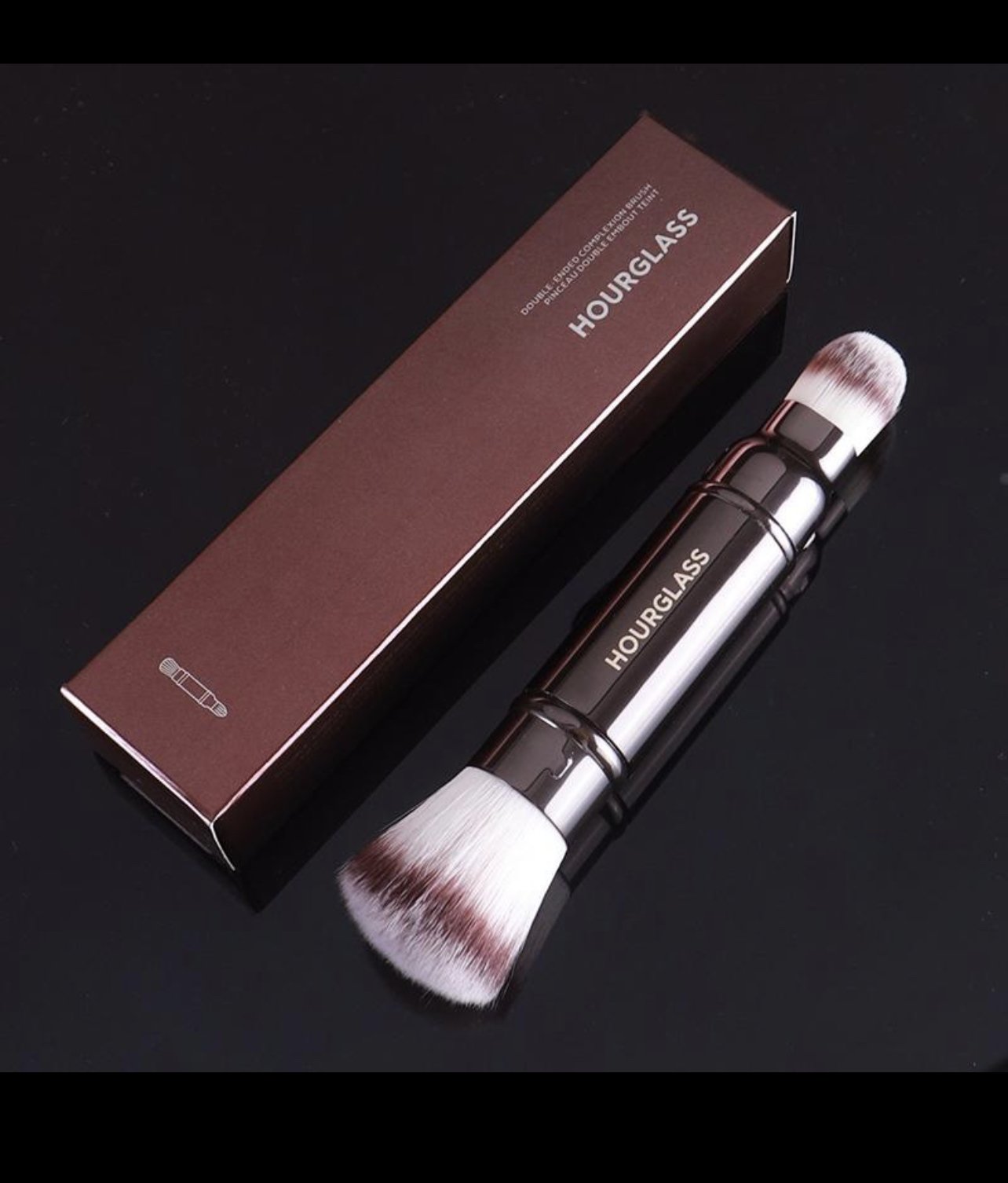 HOURGLASS  RETRACTABLE DOUBLE-ENDED COMPLEXION BRUSH