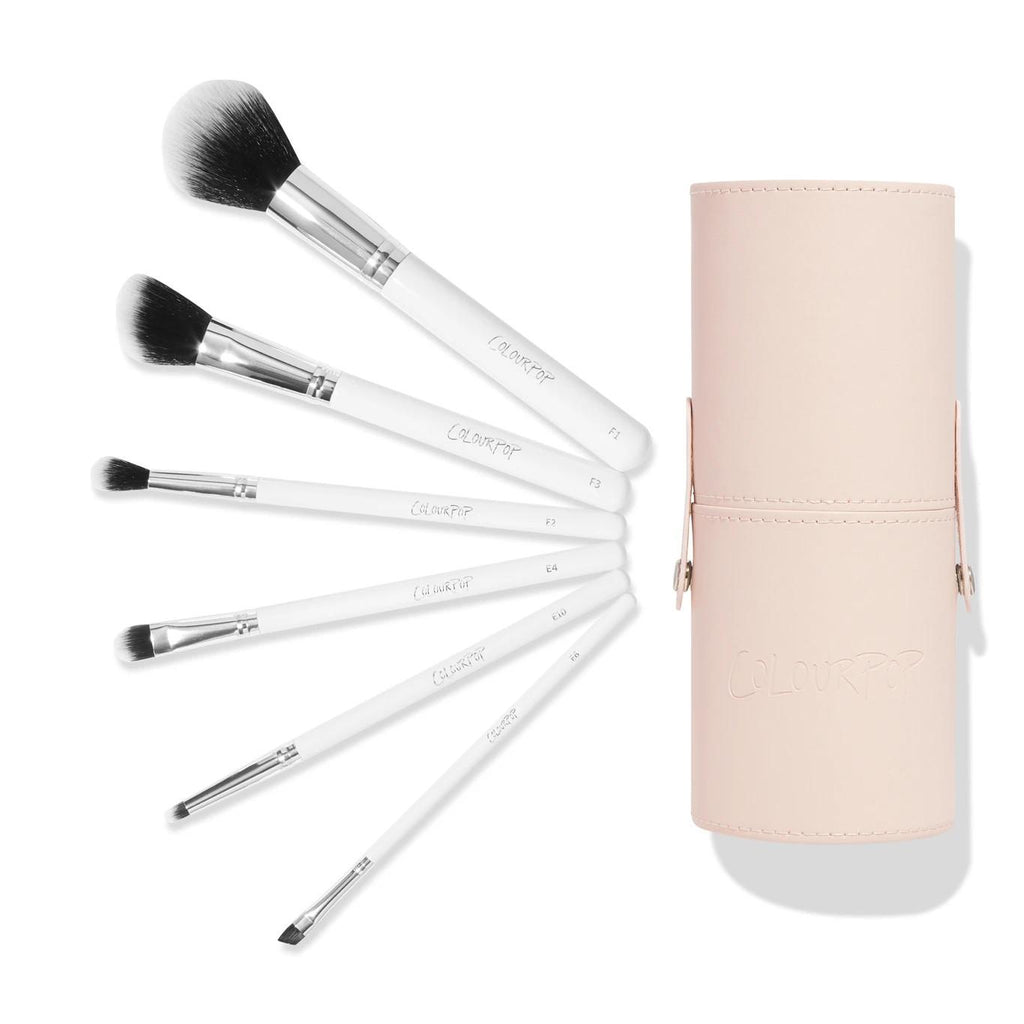 Set de brochas Ultimate Brush Cup de Colourpop