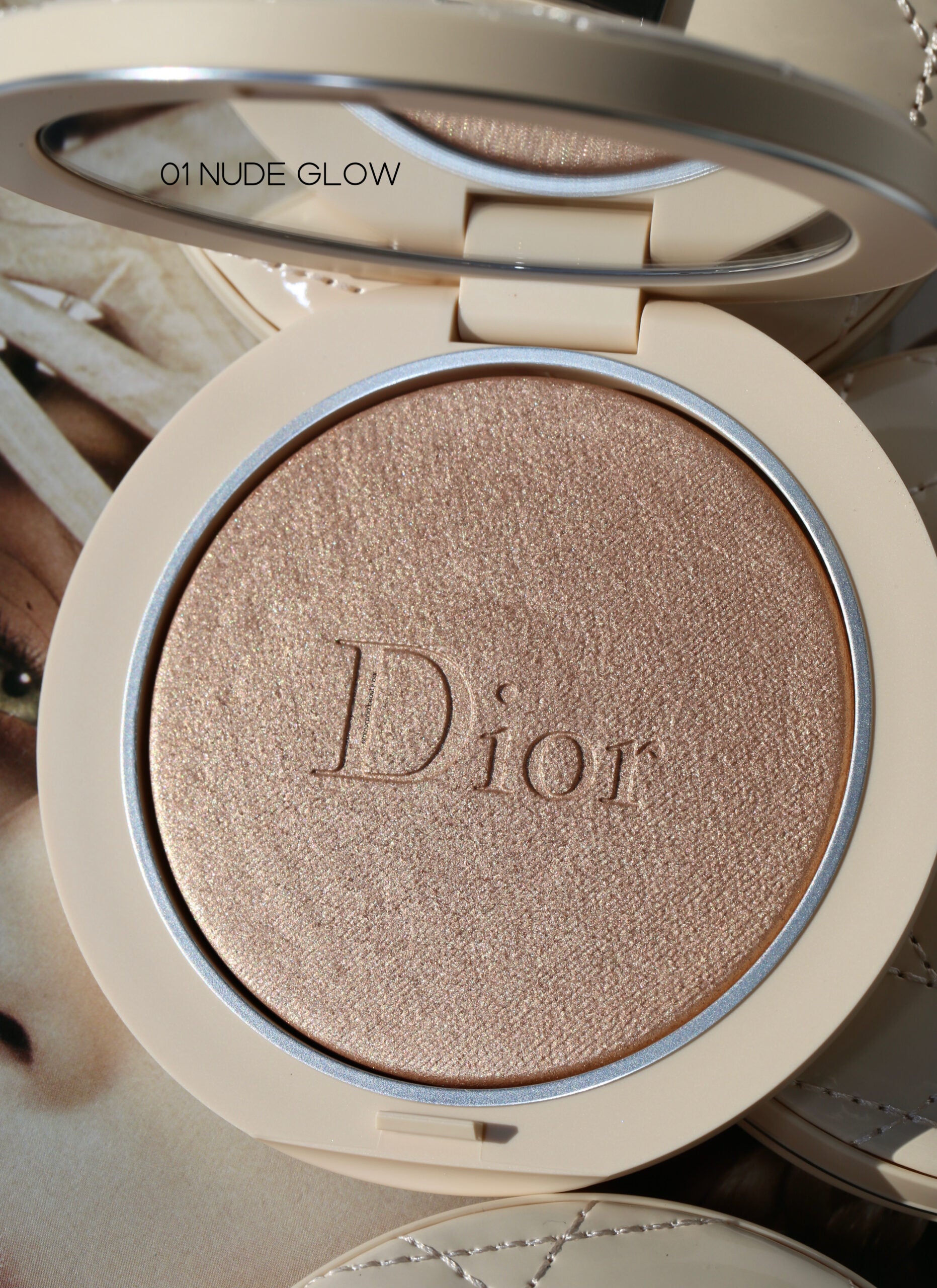 Dior Forever Couture Luminizer Highlighter Powder