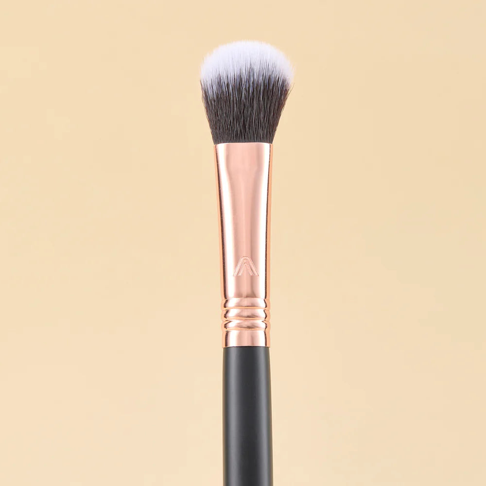 ATENEA BROCHA PARA CORRECTOR / ILUMINADOR - BLACK GOLD 14