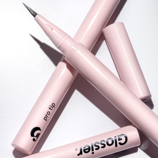Pro Tip brush point liquid eyeliner • 0.47 ml / 0.01 fl oz • GLOSSIER