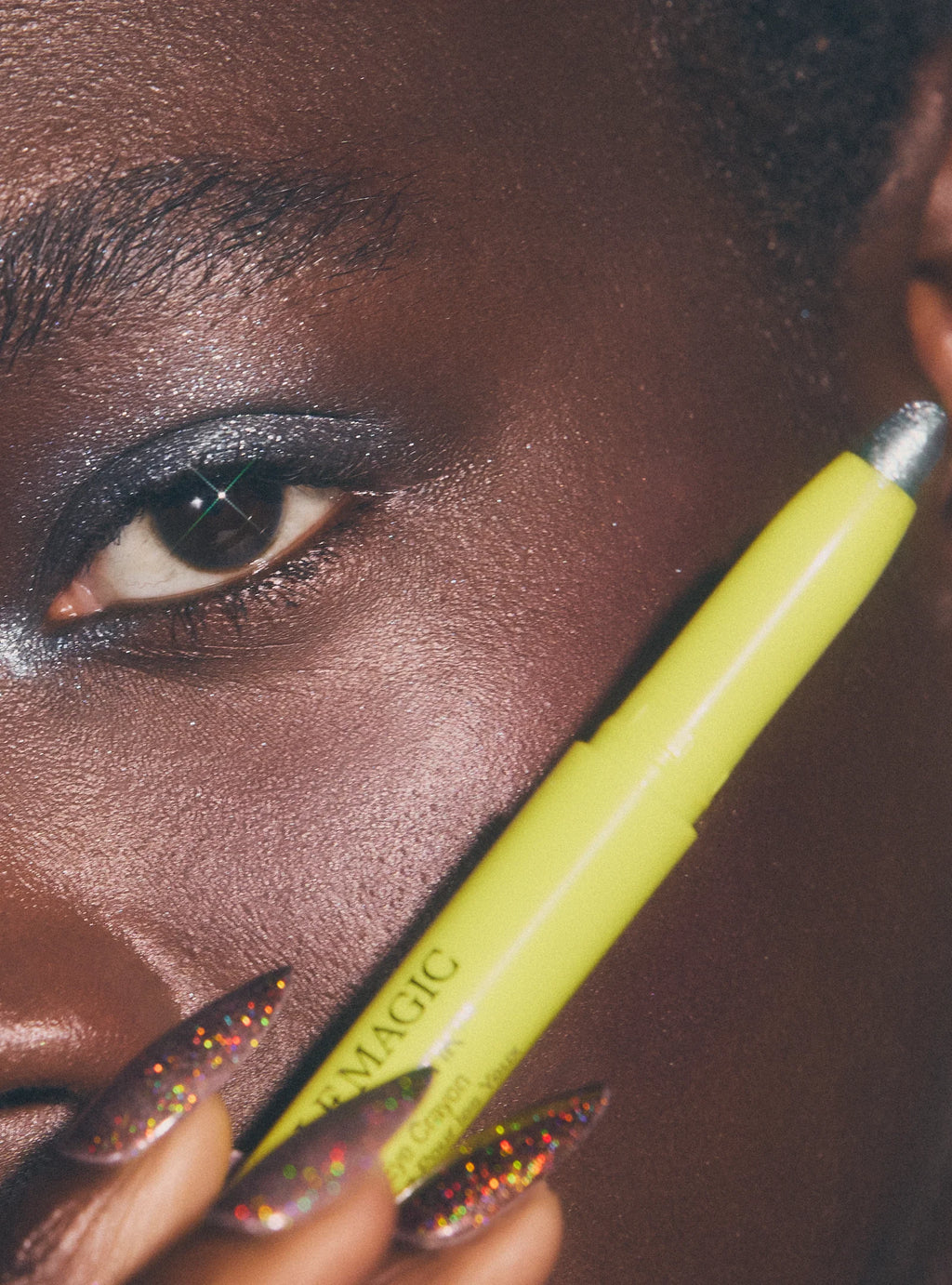HALF MAGIC SPARKLESTIK EYE CRAYON