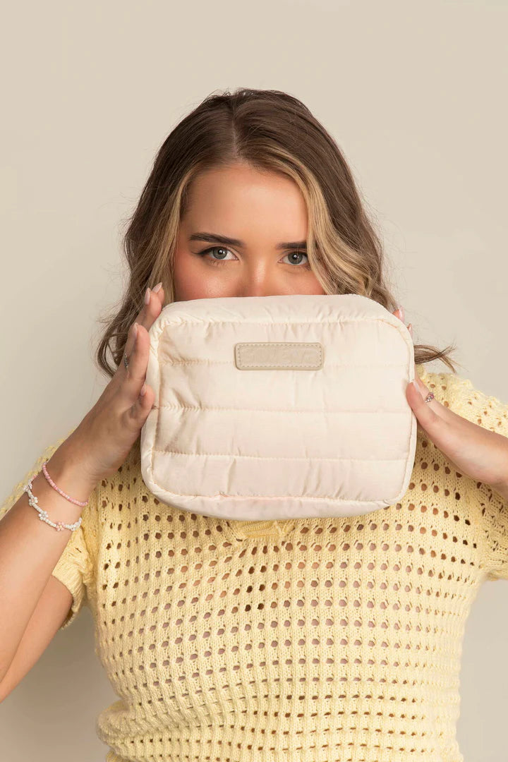 SOLEVA CLUB Cosmetiquera Beige Impermeable + 8 Brochas Profesionales