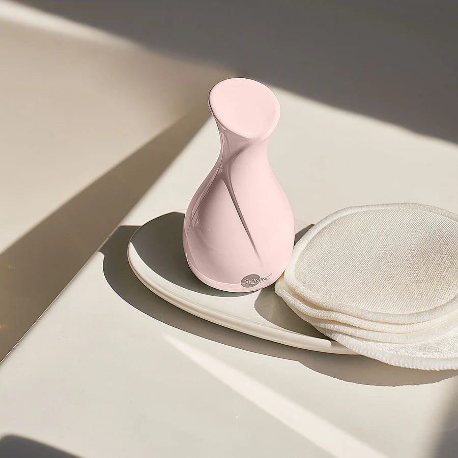 Skin Inc Skin Cooling Treatment Cryo-Ice Sake Roller in Blush