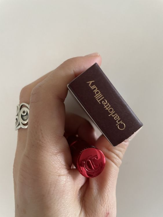 Charlotte Tilbury  Matte Revolution Hydrating Lipstick 0.03onz-1.1g