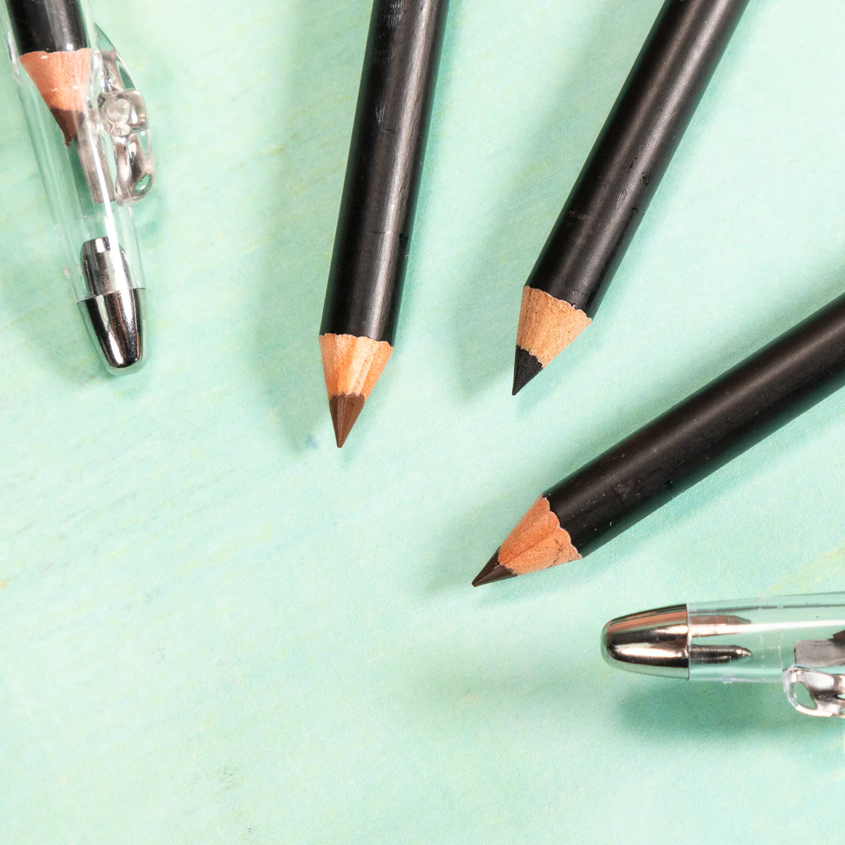 CELAVI PENCIL EYELINER