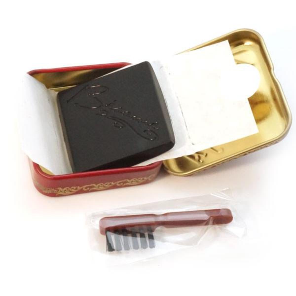 BROWN CAKE MASCARA - 1920 - SEASONAL - LAST BATCH THIS YEAR