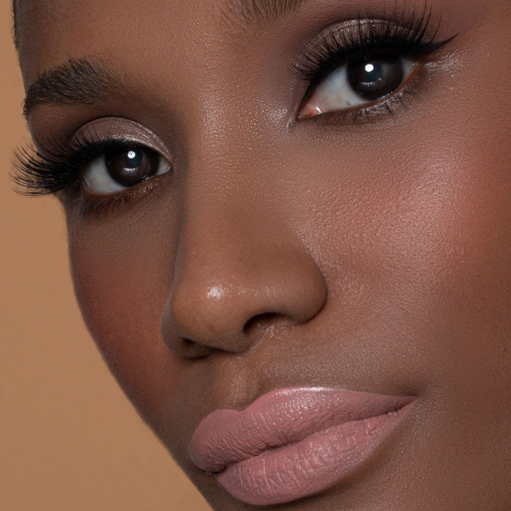 LABIAL LÍQUIDO MATTE ATEMPORAL ATENEA DUST
