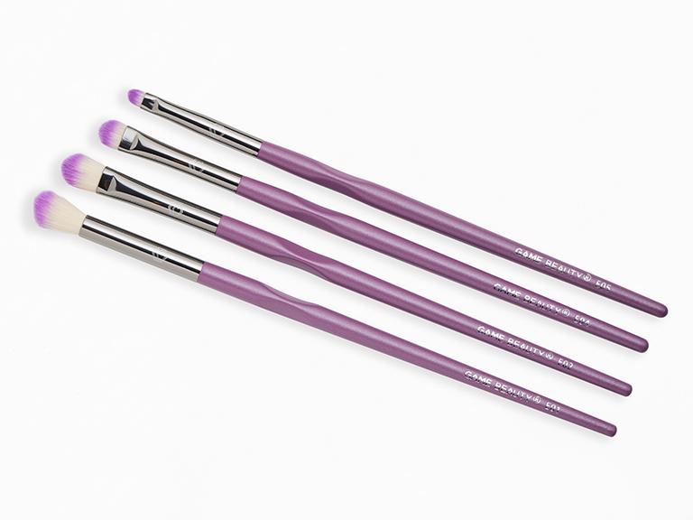 GAME BEAUTY Eyes on Me 4 Essential Eyeshadow Brush Set