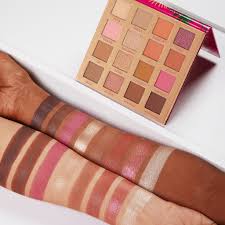 Hangin' in Hawaii BH COSMETIC