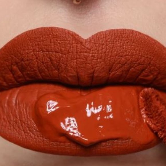 juvia's place liquid lipstick - shade " soil "
