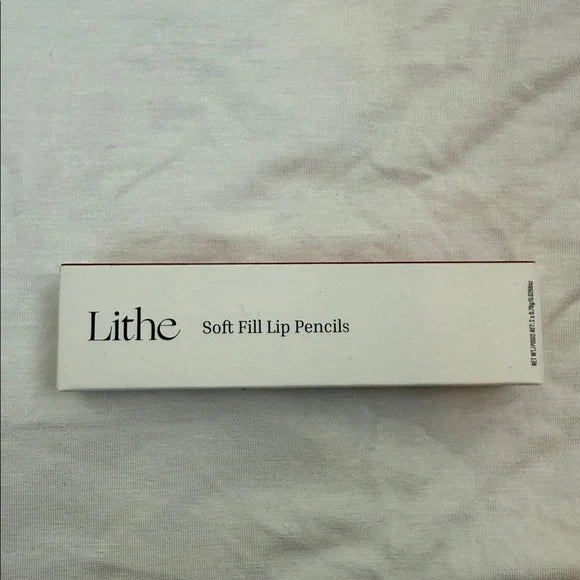 LITHE BEAUTY  Soft Fill Lip Pencils in Dusk & Scarlet