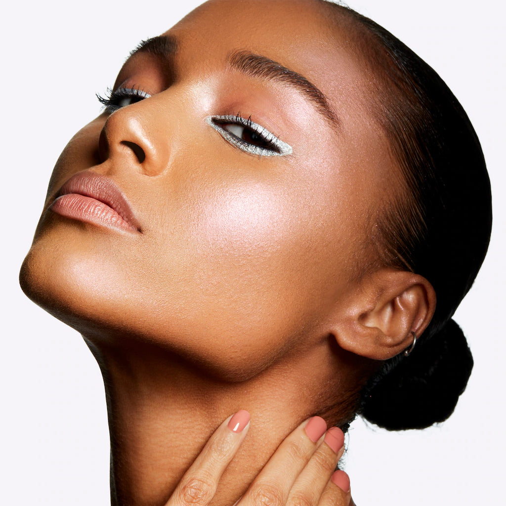 MAC COSMETIC EXTRA DIMENSION SKINFINISH