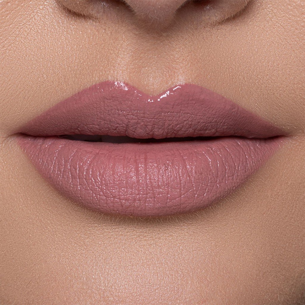 LABIAL LÍQUIDO MATTE ATEMPORAL ATENEA MARRIED