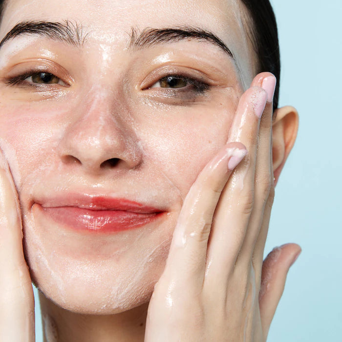 First Aid Beauty 2-in-1 Cleansing Oil + Makeup Remover