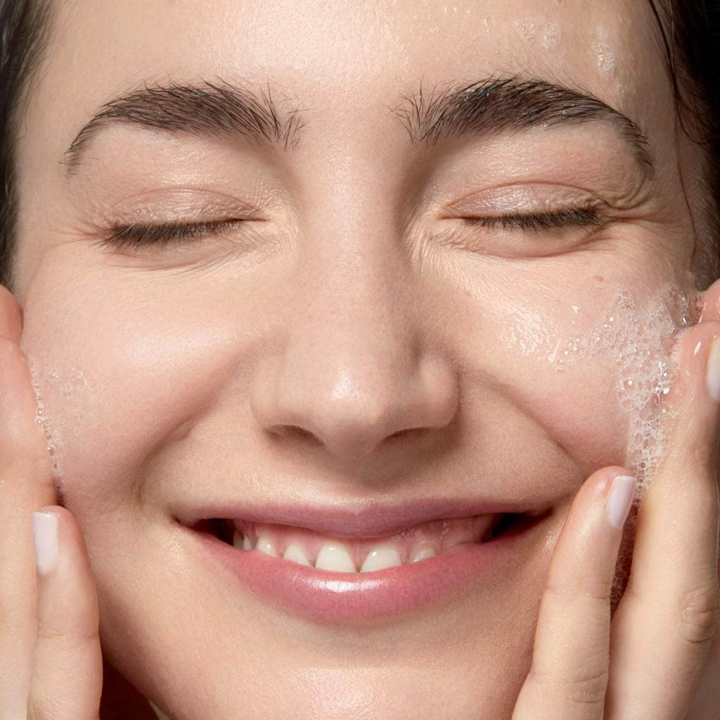 fresh  Soy Hydrating Gentle Face Cleanser 150ml