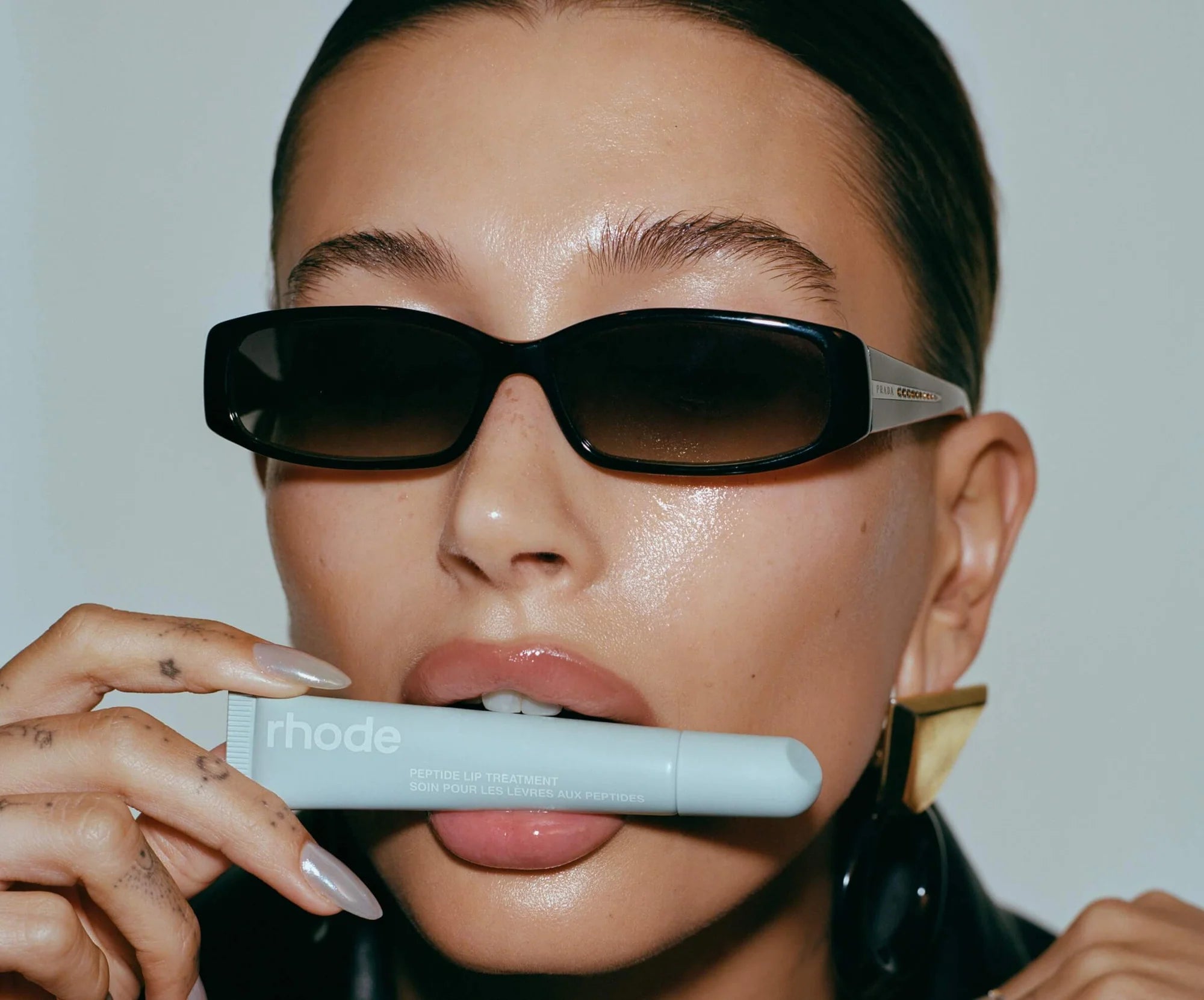 RHODE peptide lip treatment The nourishing lip layer