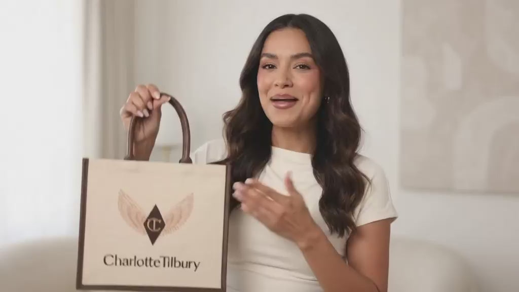 Charlotte Tilbury: Tote Bag + Mini Spray Fijador + Llavero Charm