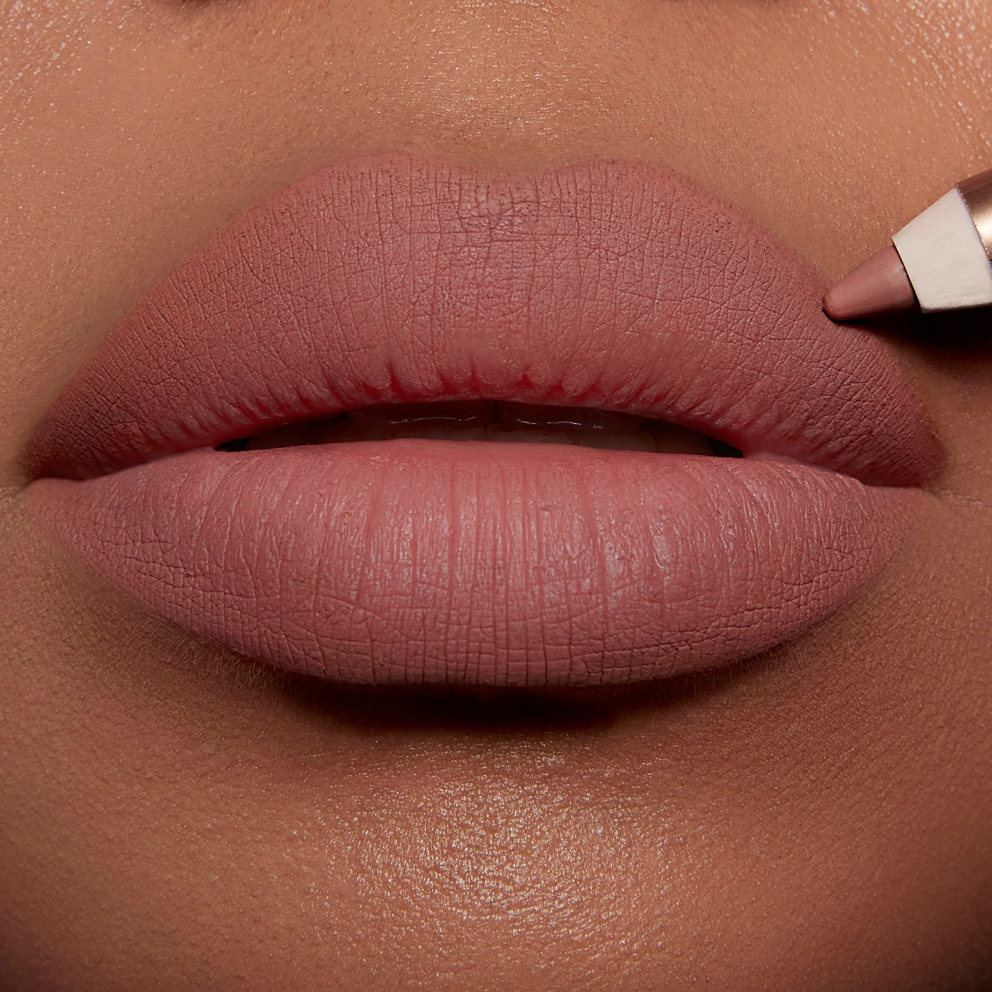 Charlotte Tilbury Lip Cheat Lip Liner