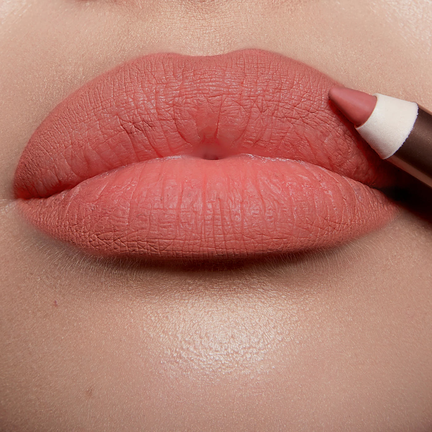 Charlotte Tilbury  Lip Cheat Lip Liner