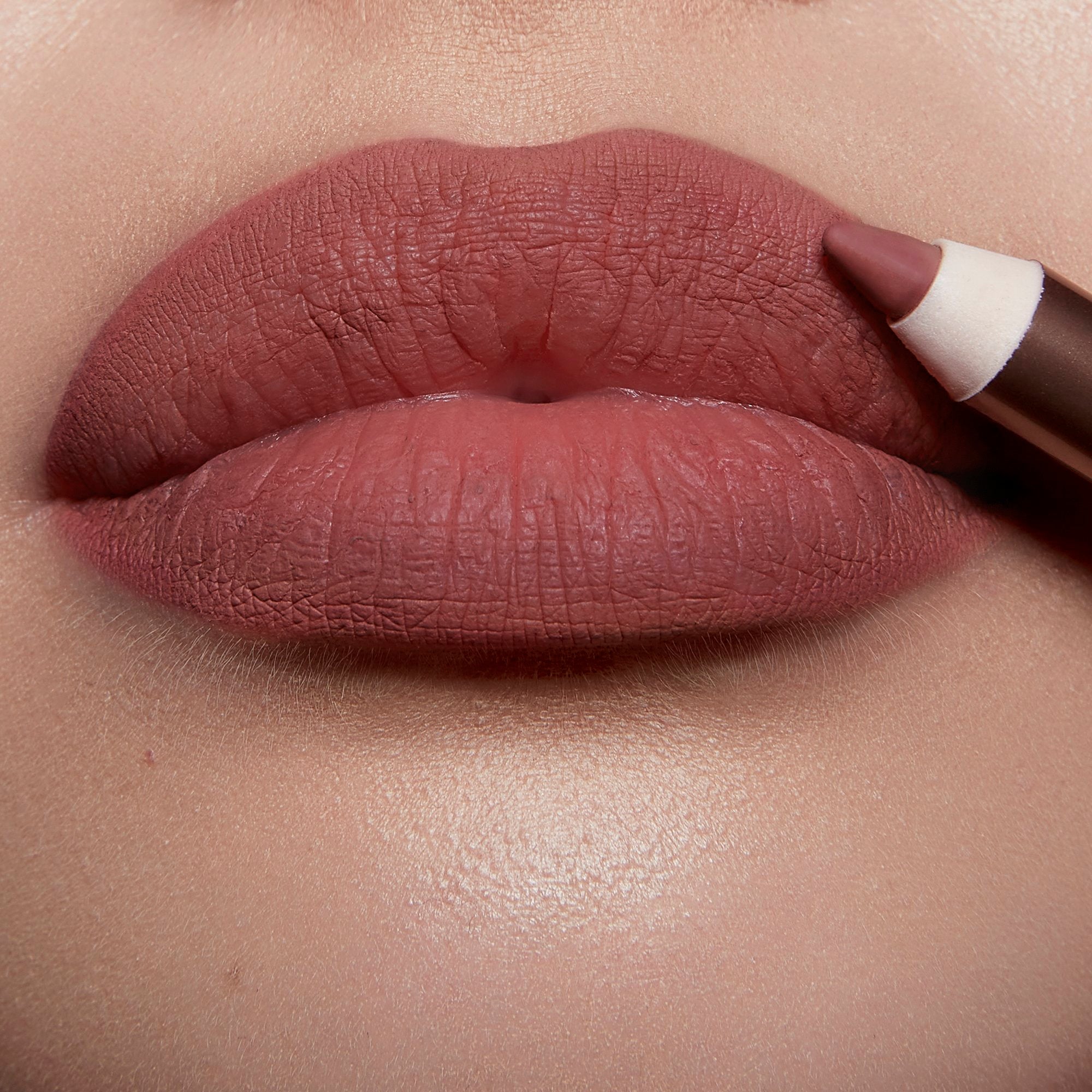 Charlotte Tilbury Lip Cheat Lip Liner