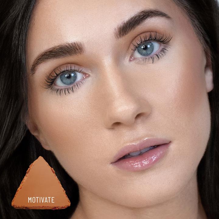 LYS BEAUTY  No Limits Matte Bronzer