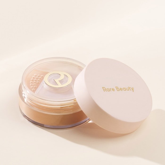 Rare Beauty by Selena Gomez Always an Optimist Soft Radiance Setting Powder