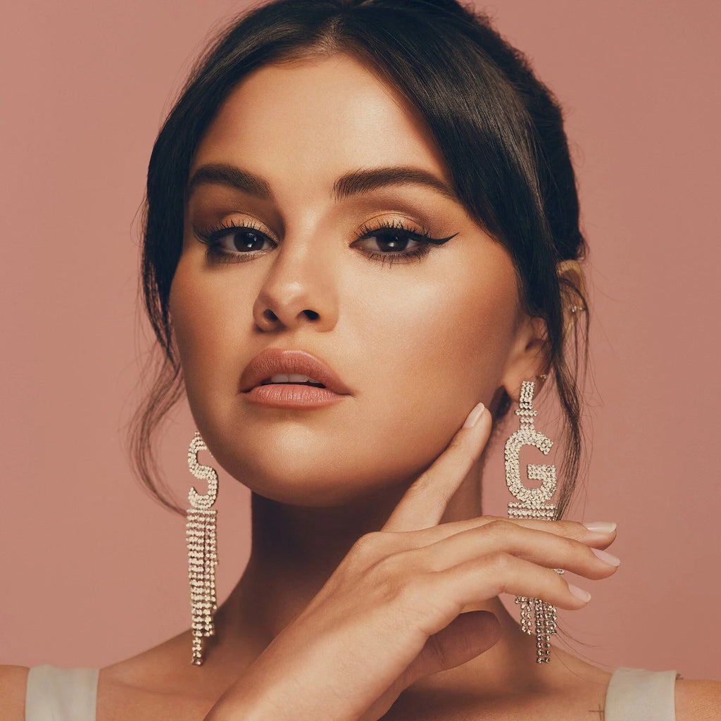 Rare Beauty by Selena Gomez  Positive Light Under Eye Brightener