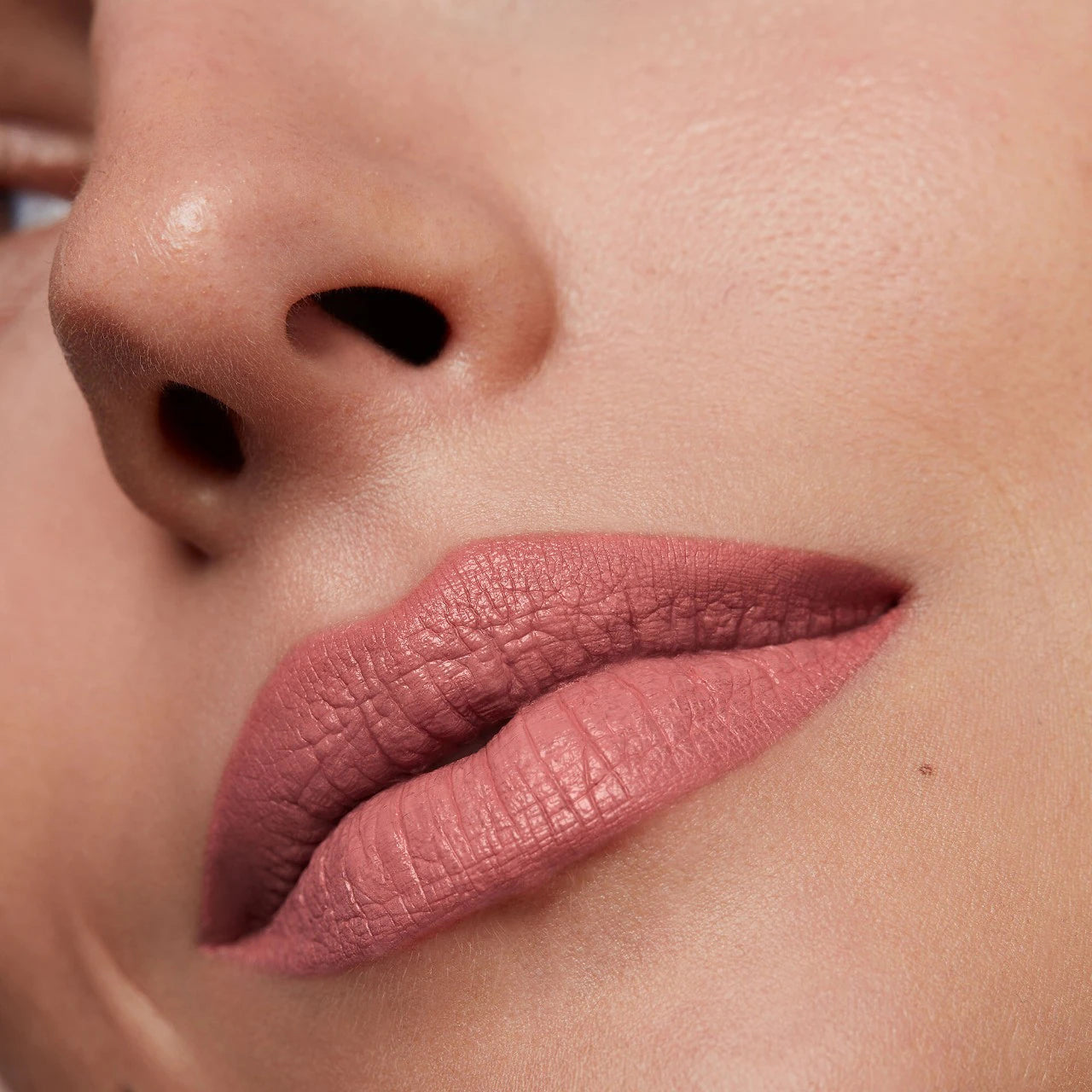 PATRICK TA  Major Headlines Matte Suede Lipstick