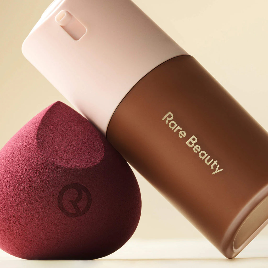 Rare Beauty by Selena Gomez  Soft Touch Makeup Blending Sponge