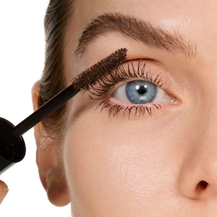 MAKEUP BY MARIO  Master Mascara® Volumizing & Lift Brown