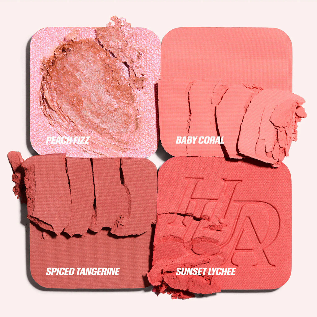 HUDA BEAUTY  Blush Filter Blurring Blushlighters Palette