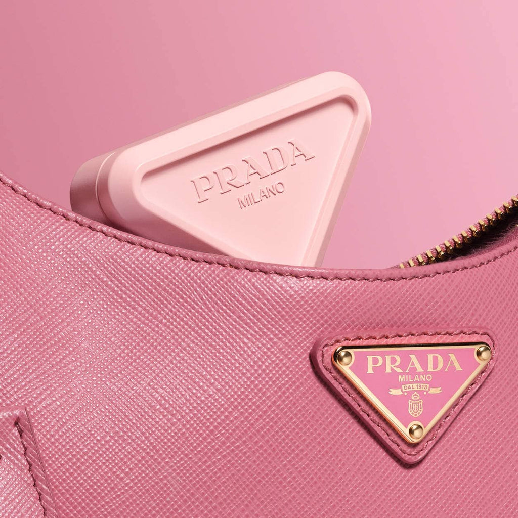 Prada  Touch Cream-To-Powder Soft Blur Longwear Blush