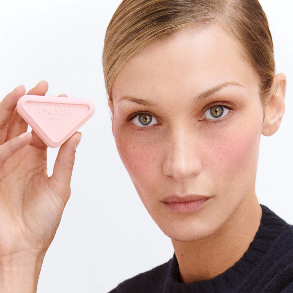 Prada  Touch Cream-To-Powder Soft Blur Longwear Blush