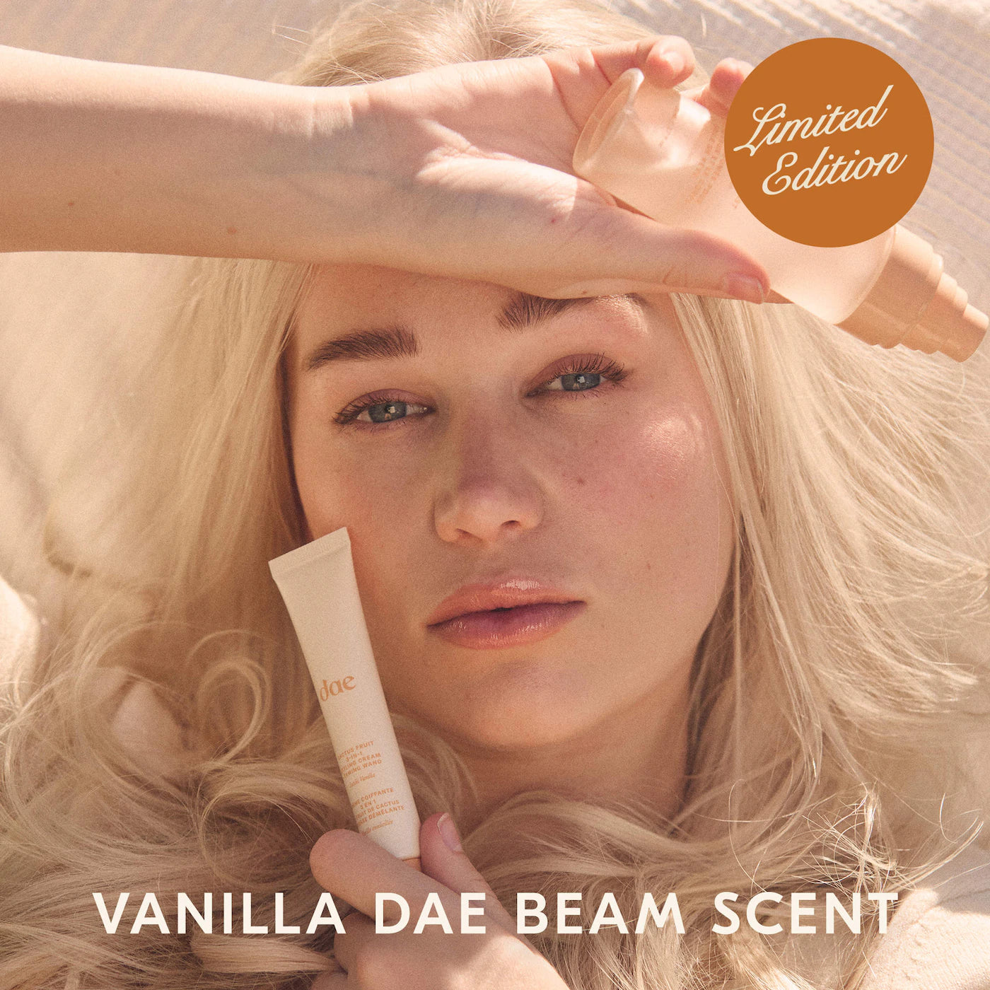 dae  Cactus Fruit 3-in-1 Styling Cream with Taming Wand