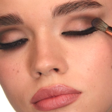 Charlotte Tilbury  Charlotte’s Beautifying Eye Trends Eyeshadow Palette