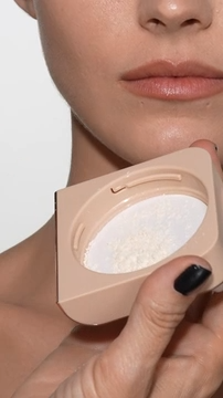 NATASHA DENONA  HY-GLAM™ Setting Powder