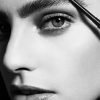 Hourglass - Arch™ Brow Micro Sculpting Pencil SOFT BRUNETTE - Imagen 4