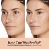 Too Faced Born This Way Ethereal Light Smoothing Concealer - Imagen 5