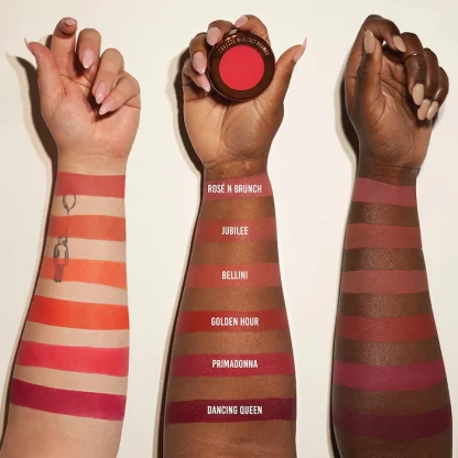 Danessa Myricks Beauty Yummy Skin Blurring Balm Powder Flushed - Matte Color for Cheek & Lip - Imagen 3