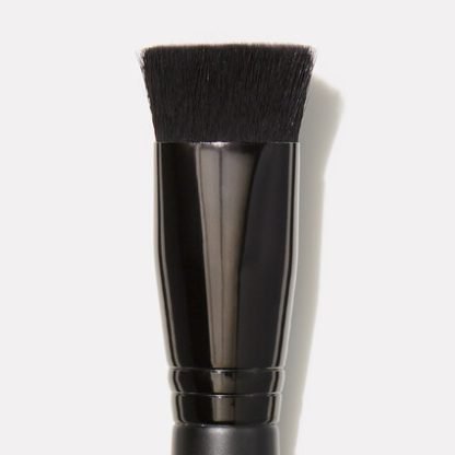 ELF COSMETIC Triangular Buffing Foundation Brush - Imagen 2